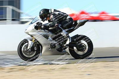 media/Jan-09-2022-SoCal Trackdays (Sun) [[2b1fec8404]]/Front Straight Speed Shots (1pm)/